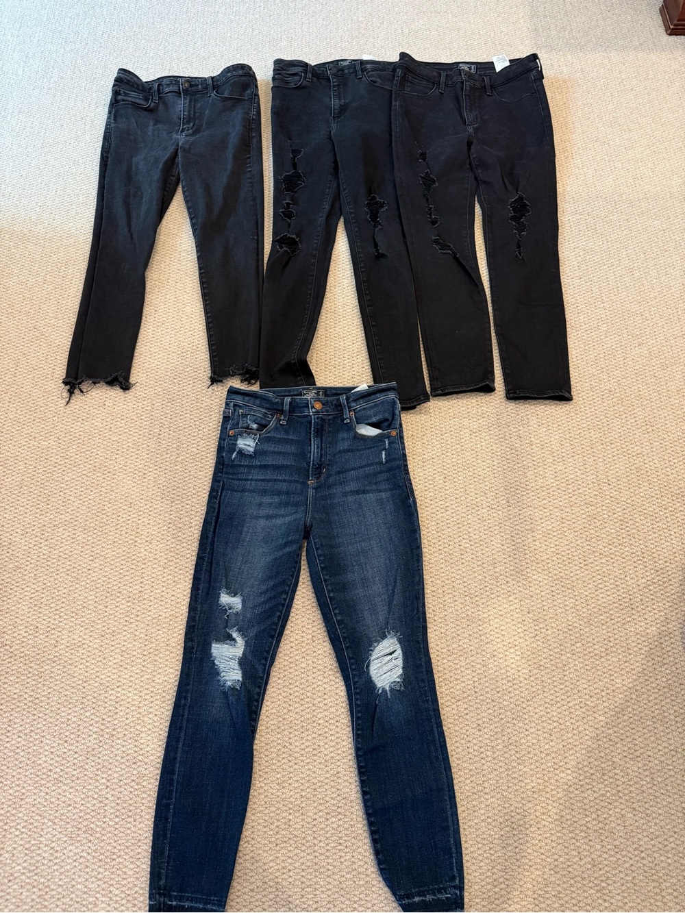 Abercrombie & Fitch LOT 4 Pairs of Jeans Size 4 Short Petite